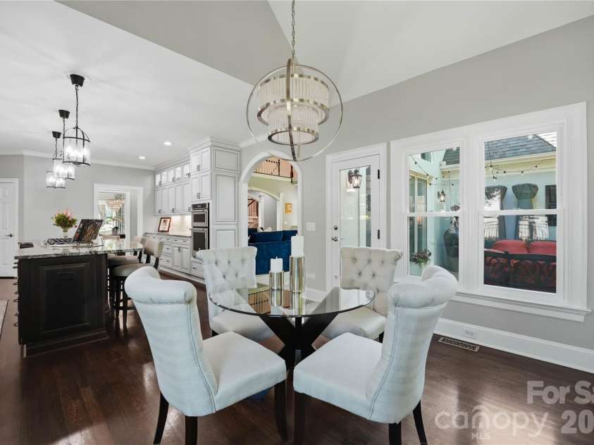 18928 Peninsula Point Drive, Cornelius, NC 28031.  MLS# CAR4372334, YatesRealty ID 24244. 
