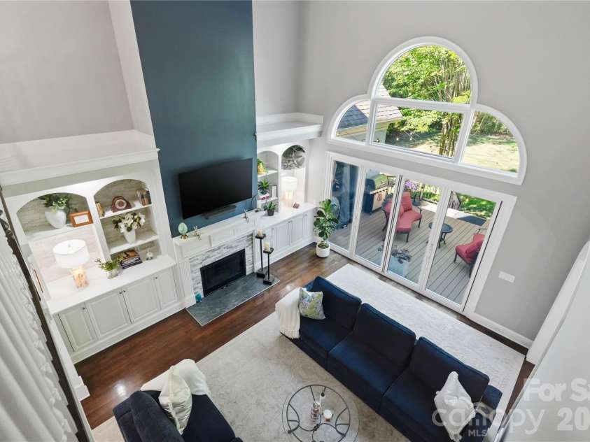 18928 Peninsula Point Drive, Cornelius, NC 28031.  MLS# CAR4372334, YatesRealty ID 24244. 