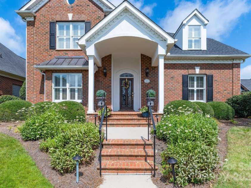 971 Blakeley Walk, Rock Hill, SC 29732.  MLS# CAR4277700, YatesRealty ID 24244. 