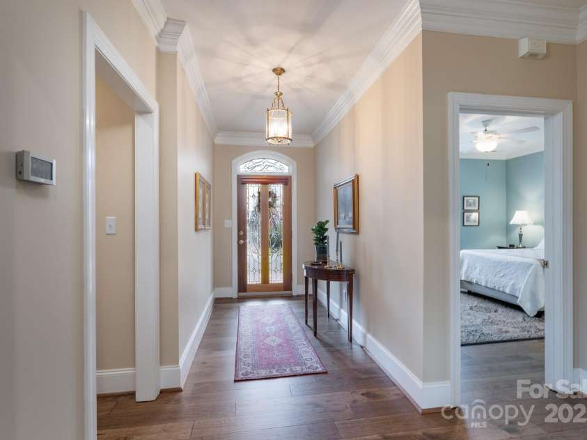 971 Blakeley Walk, Rock Hill, SC 29732.  MLS# CAR4277700, YatesRealty ID 24244. Entrance Hall