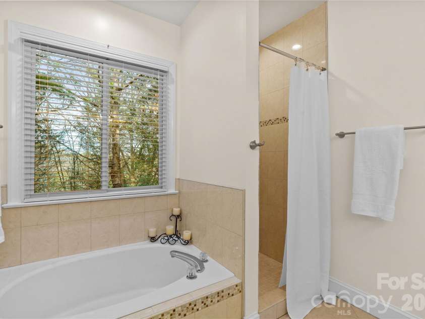 131 Morrison Hill Road, Davidson, NC 28036.  MLS# CAR4347285, YatesRealty ID 24245. 