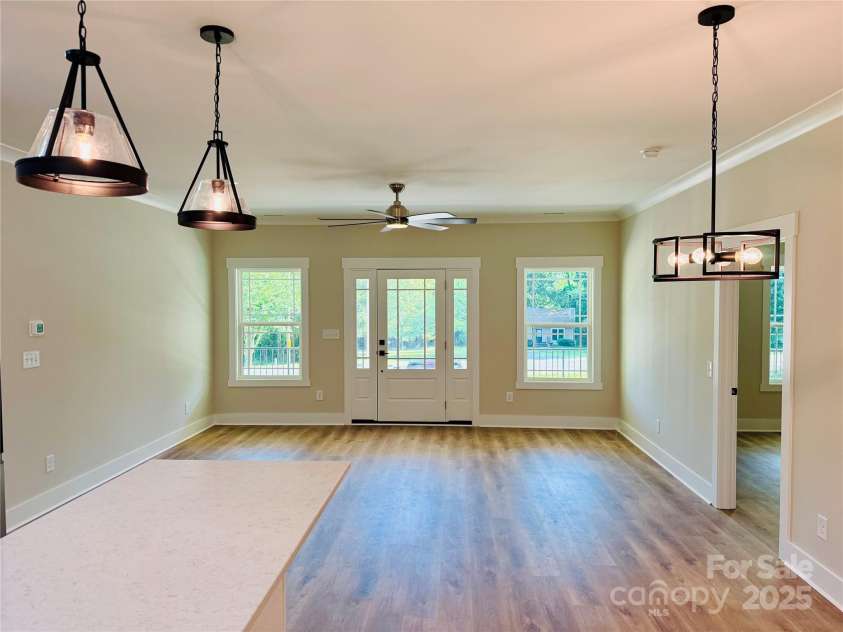 5021 Hillcrest Drive, Catawba, SC 29704.  MLS# CAR4278215, YatesRealty ID 24245. 