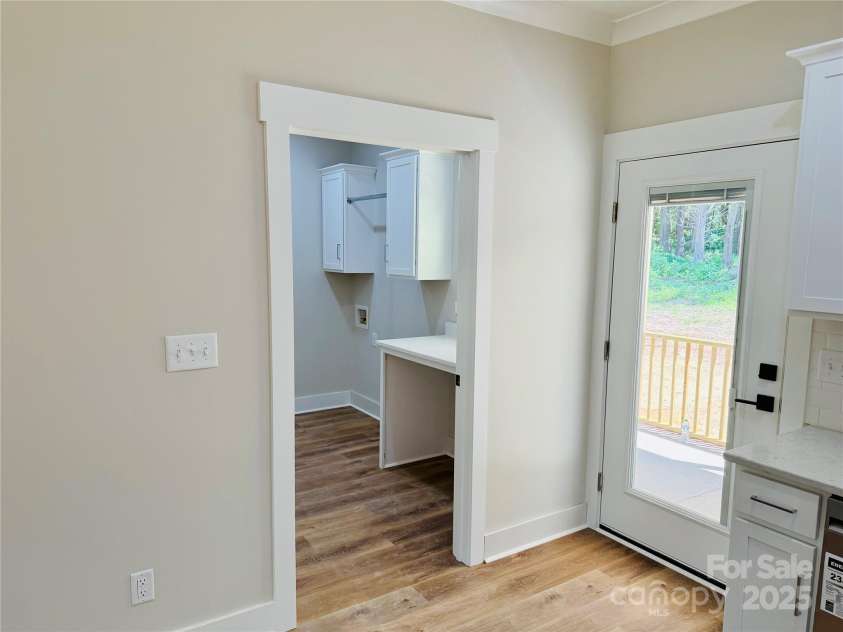 5021 Hillcrest Drive, Catawba, SC 29704.  MLS# CAR4278215, YatesRealty ID 24245. 