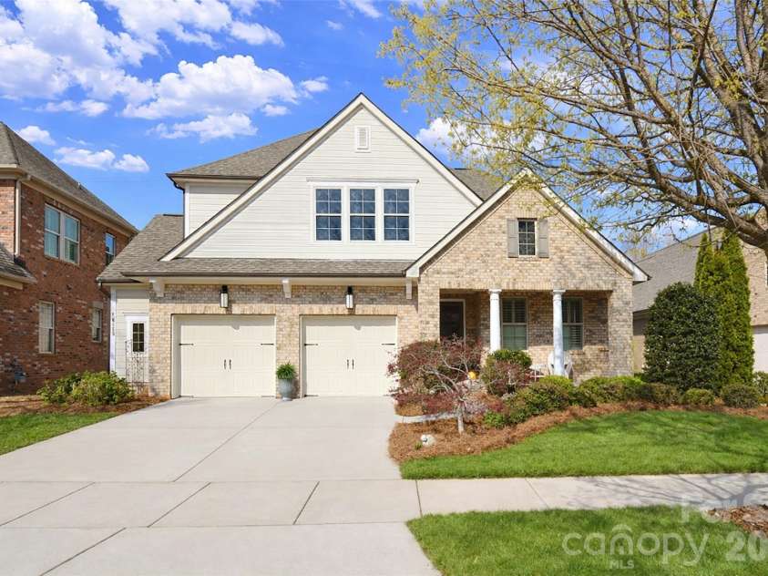 16615 Redding Park Lane, Cornelius, NC 28031.  MLS# CAR4362429, YatesRealty ID 24247. 