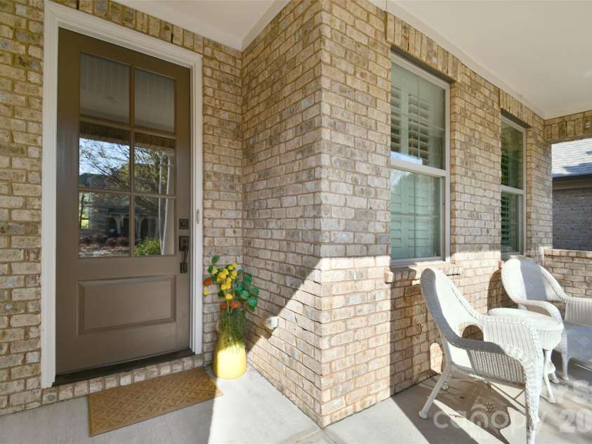 16615 Redding Park Lane, Cornelius, NC 28031.  MLS# CAR4362429, YatesRealty ID 24247. 