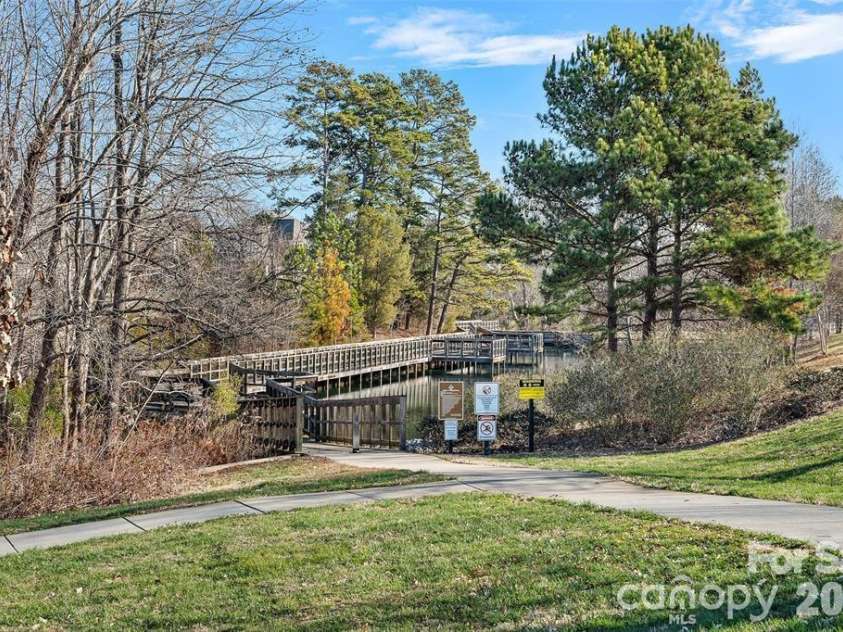 16615 Redding Park Lane, Cornelius, NC 28031.  MLS# CAR4362429, YatesRealty ID 24247. 