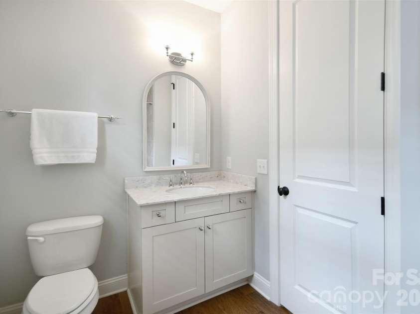 16615 Redding Park Lane, Cornelius, NC 28031.  MLS# CAR4362429, YatesRealty ID 24247. 
