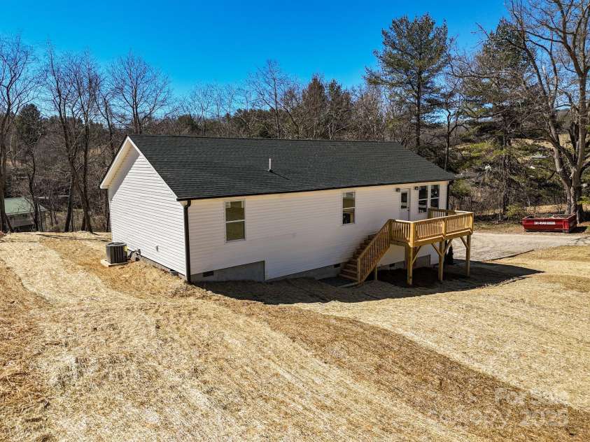 731 Abel Road, Canton, NC 28716.  MLS# CAR4215797, YatesRealty ID 2425. 