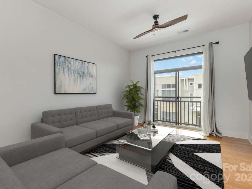 3271 Noda Boulevard, Charlotte, NC 28205.  MLS# CAR4267285, YatesRealty ID 24253. Virtual Staging