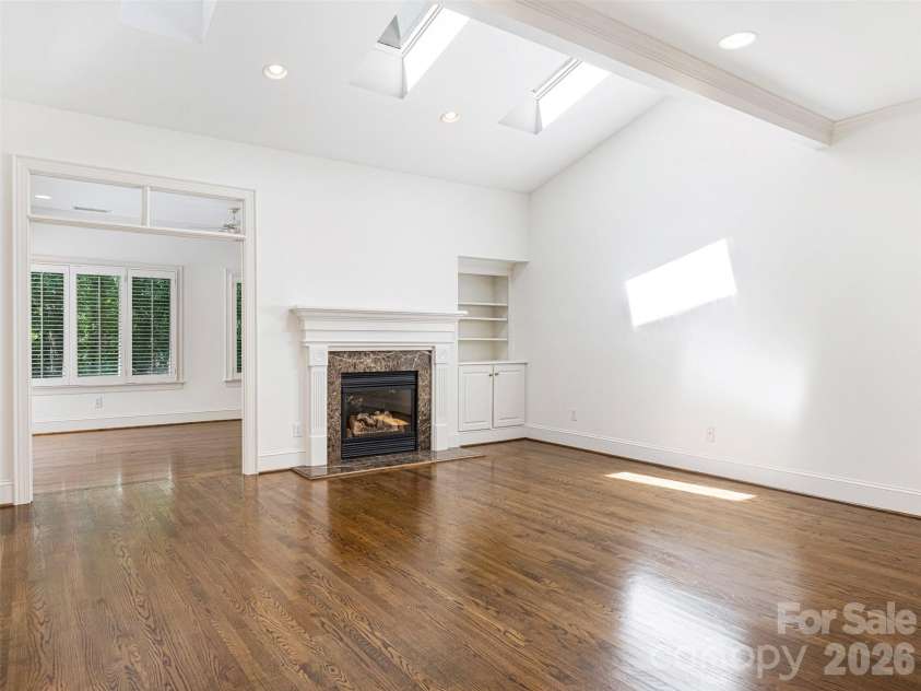 8952 Challis Hill Lane, Charlotte, NC 28226.  MLS# CAR4383322, YatesRealty ID 24254. 
