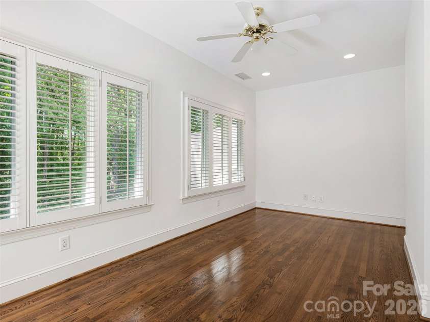 8952 Challis Hill Lane, Charlotte, NC 28226.  MLS# CAR4383322, YatesRealty ID 24254. 