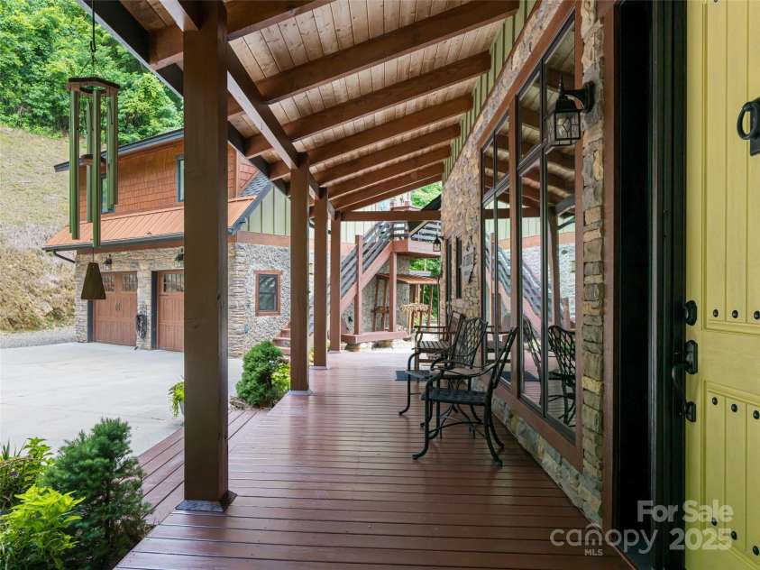130 Bluff Creek Terrace, Candler, NC 28715.  MLS# CAR4278515, YatesRealty ID 24257. 