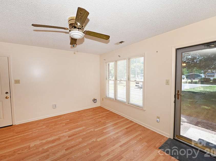 4445 Sulphur Springs Road, Hickory, NC 28601.  MLS# CAR4379097, YatesRealty ID 24257. 