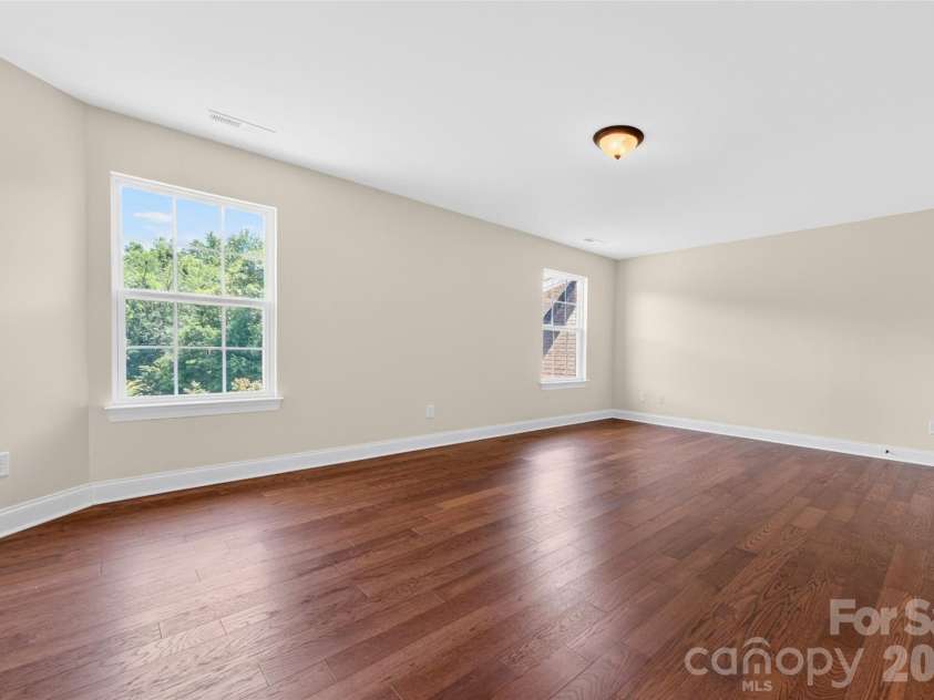 1008 Spring Rose Lane, Matthews, NC 28104.  MLS# CAR4382906, YatesRealty ID 24258. 