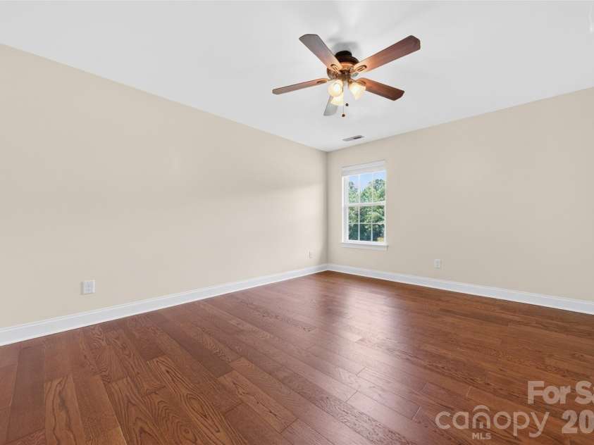 1008 Spring Rose Lane, Matthews, NC 28104.  MLS# CAR4382906, YatesRealty ID 24258. 
