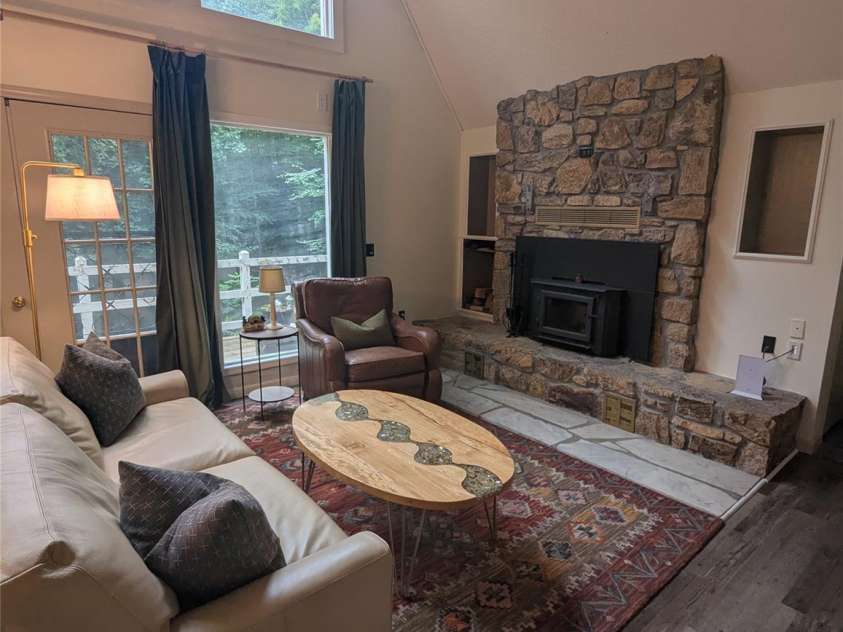 370 Woodland Hills Drive, Elk Park, NC 28622.  MLS# CAR4270803, YatesRealty ID 24259. 