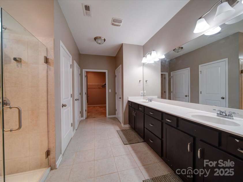 120 Autumn Mist Road, Statesville, NC 28677.  MLS# CAR4259210, YatesRealty ID 2426. 