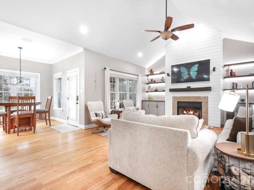 129 Postell Drive, Statesville, NC 28625.  MLS# CAR4349508, YatesRealty ID 2426. 