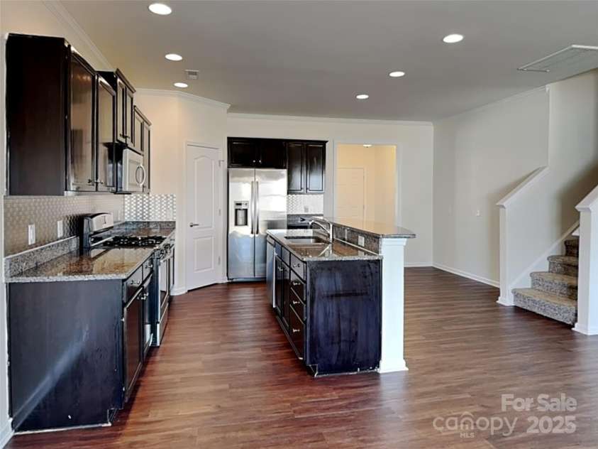 8906 Paddle Oak Road, Charlotte, NC 28227.  MLS# CAR4233807, YatesRealty ID 2426. 