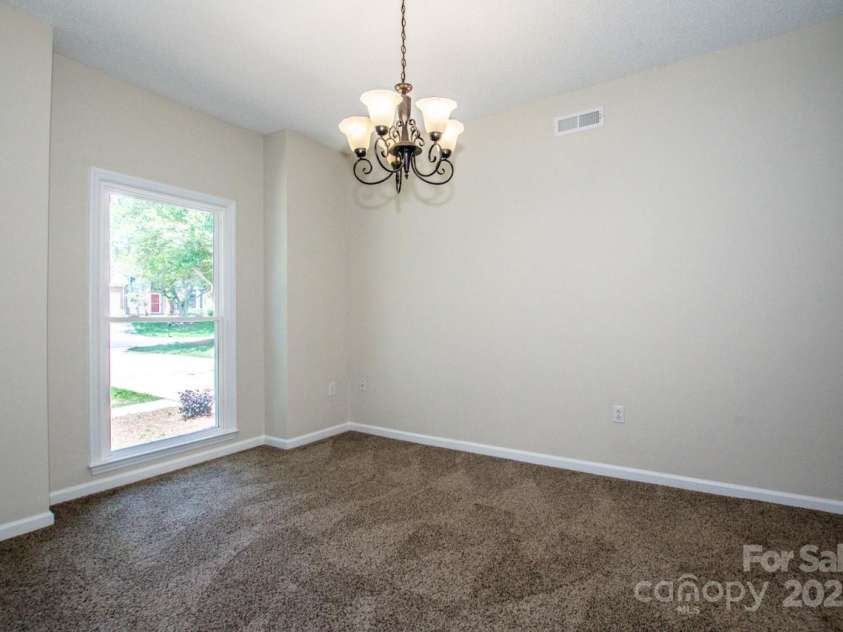 169 Southhaven Drive, Mooresville, NC 28117.  MLS# CAR4278204, YatesRealty ID 24260. 