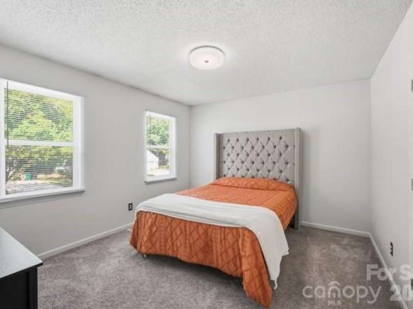 2501 Olde Whitehall Road, Charlotte, NC 28273.  MLS# CAR4366487, YatesRealty ID 24260. 