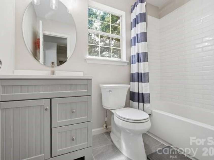 2501 Olde Whitehall Road, Charlotte, NC 28273.  MLS# CAR4366487, YatesRealty ID 24260. 