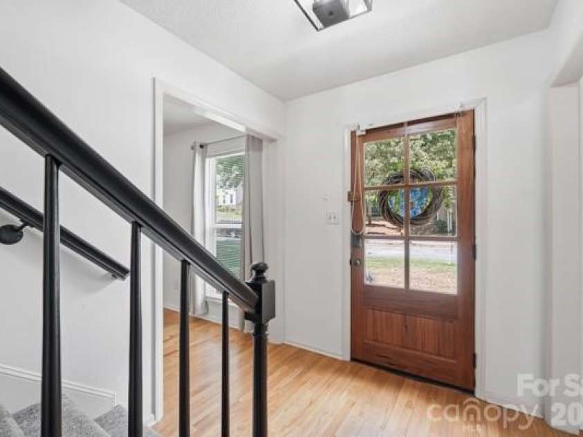2501 Olde Whitehall Road, Charlotte, NC 28273.  MLS# CAR4366487, YatesRealty ID 24260. 
