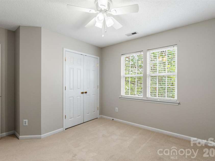 3047 Wyntree Court, Matthews, NC 28104.  MLS# CAR4381909, YatesRealty ID 24261. 