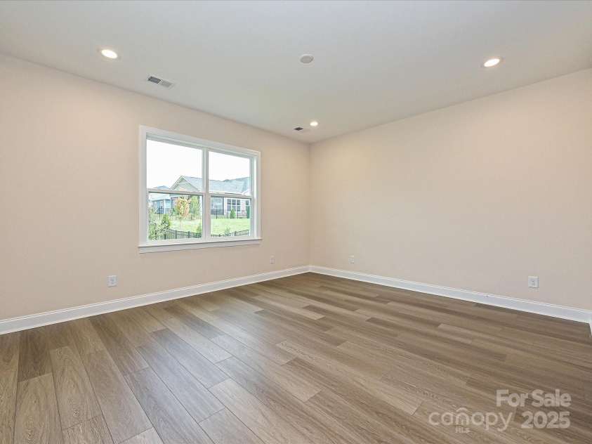 118 STOWAWAY Drive, Denver, NC 28037.  MLS# CAR4278600, YatesRealty ID 24262. Primary Bedroom