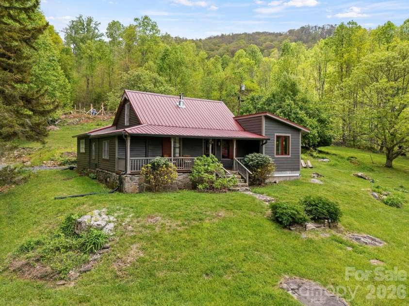 1108 Pine Root Branch Road, Bakersville, NC 28705.  MLS# CAR4376501, YatesRealty ID 24263. 