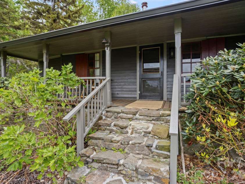 1108 Pine Root Branch Road, Bakersville, NC 28705.  MLS# CAR4376501, YatesRealty ID 24263. 