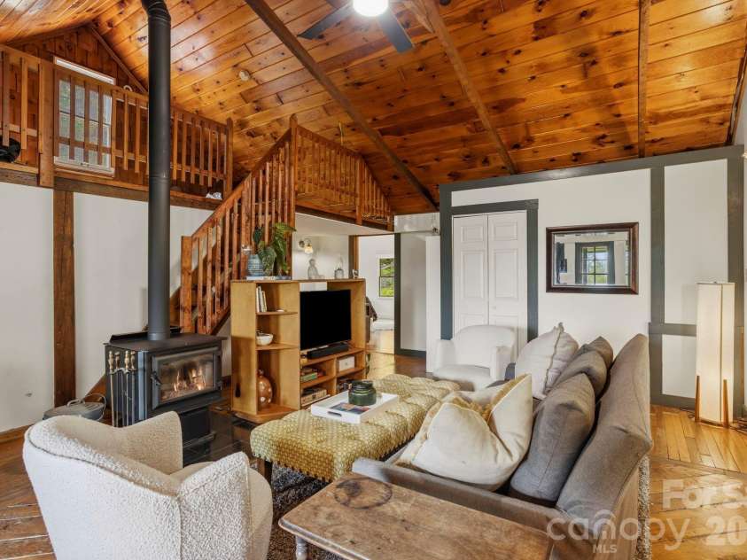 1108 Pine Root Branch Road, Bakersville, NC 28705.  MLS# CAR4376501, YatesRealty ID 24263. 
