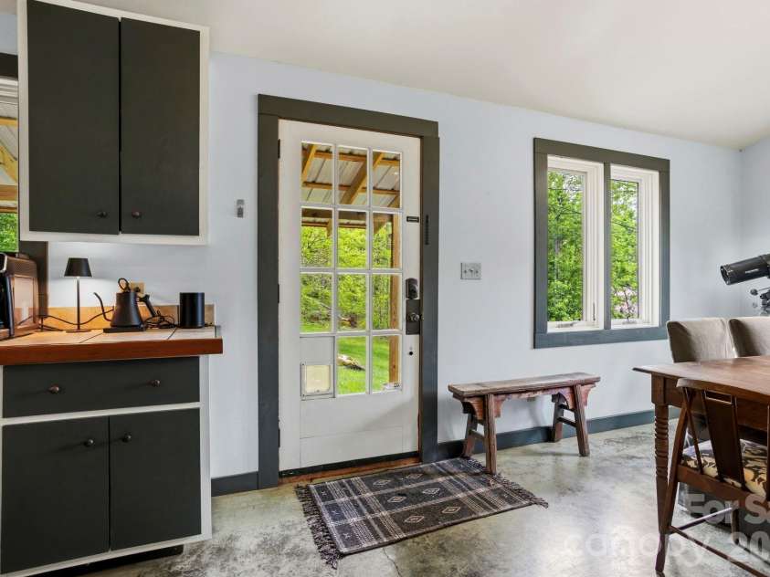 1108 Pine Root Branch Road, Bakersville, NC 28705.  MLS# CAR4376501, YatesRealty ID 24263. 
