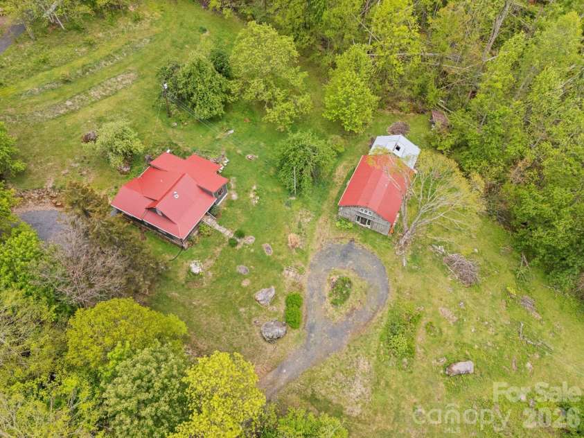 1108 Pine Root Branch Road, Bakersville, NC 28705.  MLS# CAR4376501, YatesRealty ID 24263. 