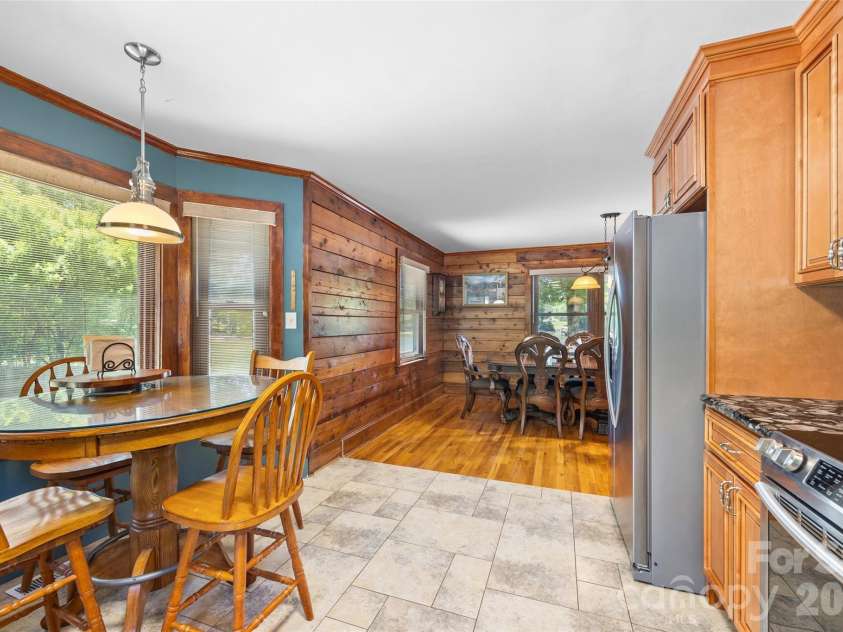 3805 Marwick Road, Charlotte, NC 28278.  MLS# CAR4384313, YatesRealty ID 24264. 