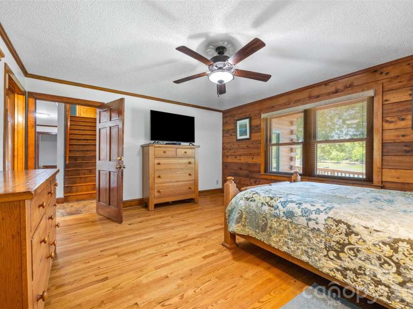 3805 Marwick Road, Charlotte, NC 28278.  MLS# CAR4384313, YatesRealty ID 24264. 