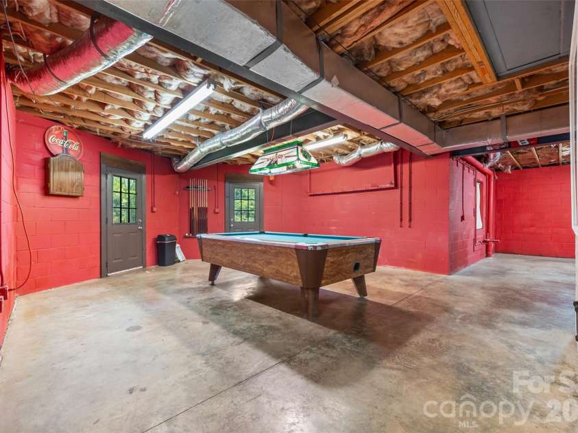 3805 Marwick Road, Charlotte, NC 28278.  MLS# CAR4384313, YatesRealty ID 24264. 