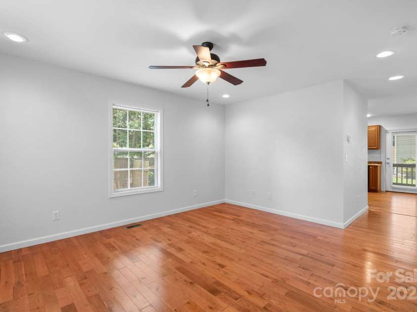 212 & 214 Portmanvilla Road, Black Mountain, NC 28711.  MLS# CAR4278450, YatesRealty ID 24265. 