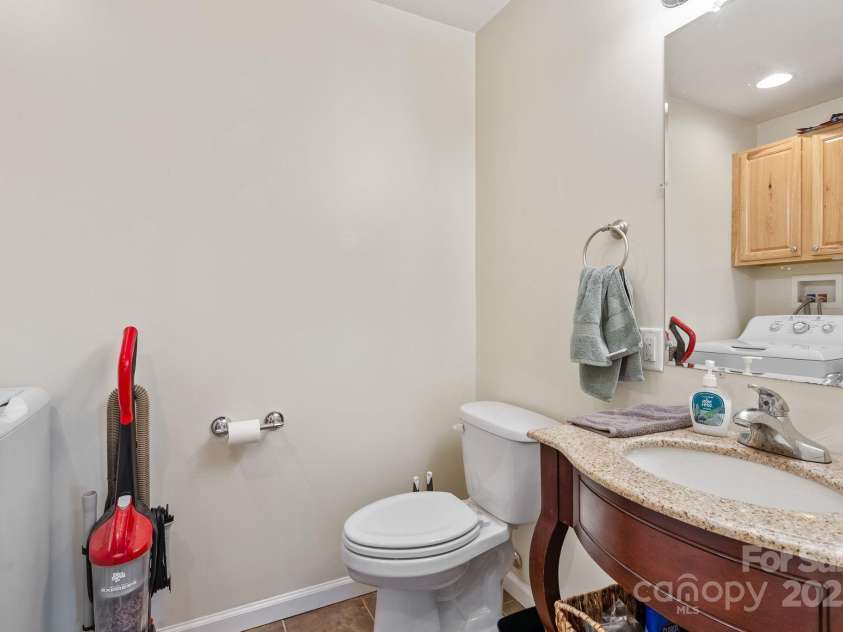 212 & 214 Portmanvilla Road, Black Mountain, NC 28711.  MLS# CAR4278450, YatesRealty ID 24265. 