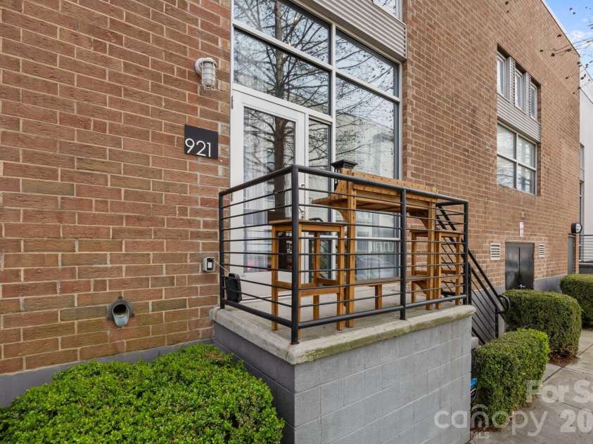 921 Westmere Avenue, Charlotte, NC 28208.  MLS# CAR4357754, YatesRealty ID 24265. 