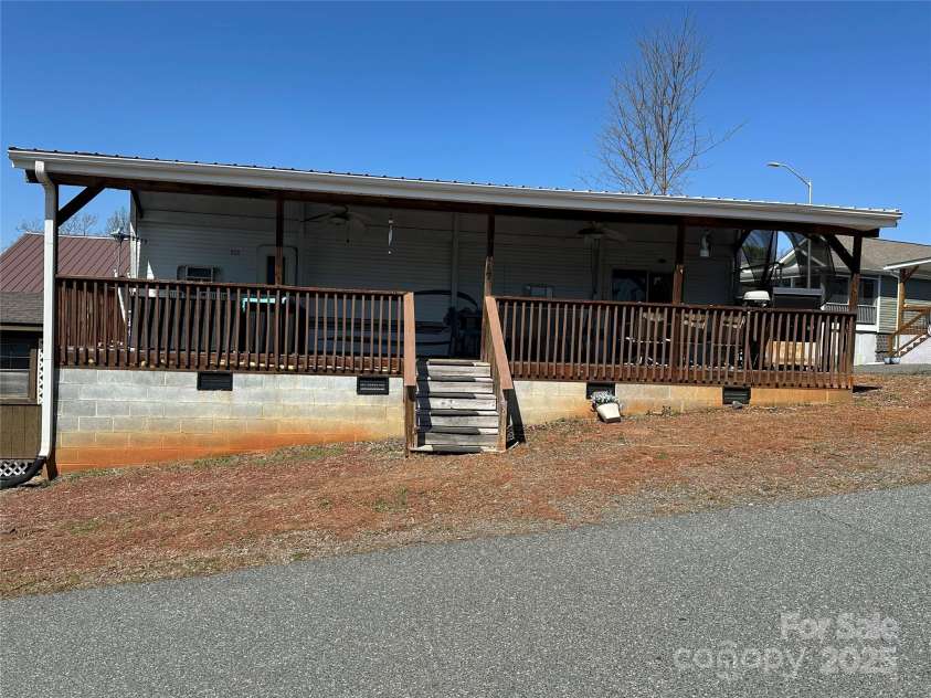 167 Eagle Drive, New London, NC 28127.  MLS# CAR4238518, YatesRealty ID 24266. 