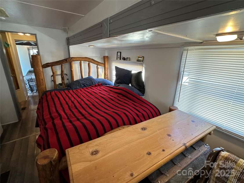 167 Eagle Drive, New London, NC 28127.  MLS# CAR4238518, YatesRealty ID 24266. 