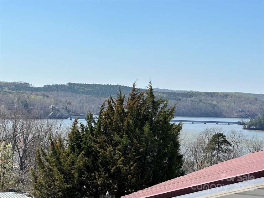 167 Eagle Drive, New London, NC 28127.  MLS# CAR4238518, YatesRealty ID 24266. 