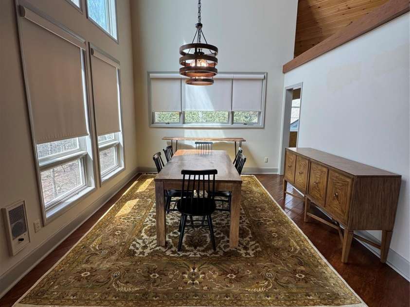 210 Grouse Moor Drive, Linville, NC 28646.  MLS# CAR4366629, YatesRealty ID 24267. Dine