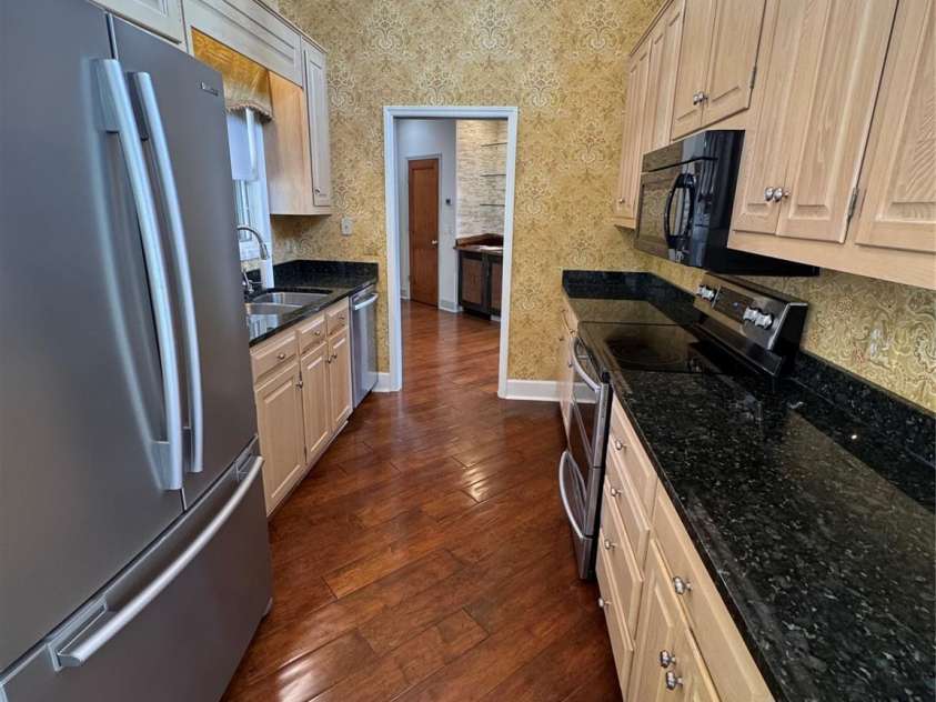 210 Grouse Moor Drive, Linville, NC 28646.  MLS# CAR4366629, YatesRealty ID 24267. Kitchen