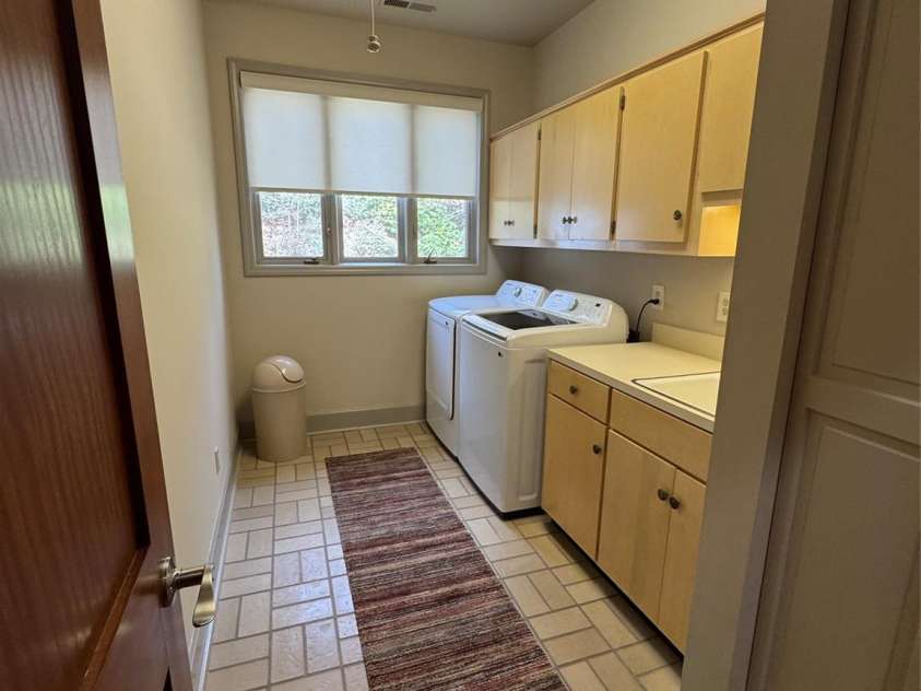 210 Grouse Moor Drive, Linville, NC 28646.  MLS# CAR4366629, YatesRealty ID 24267. Laundry