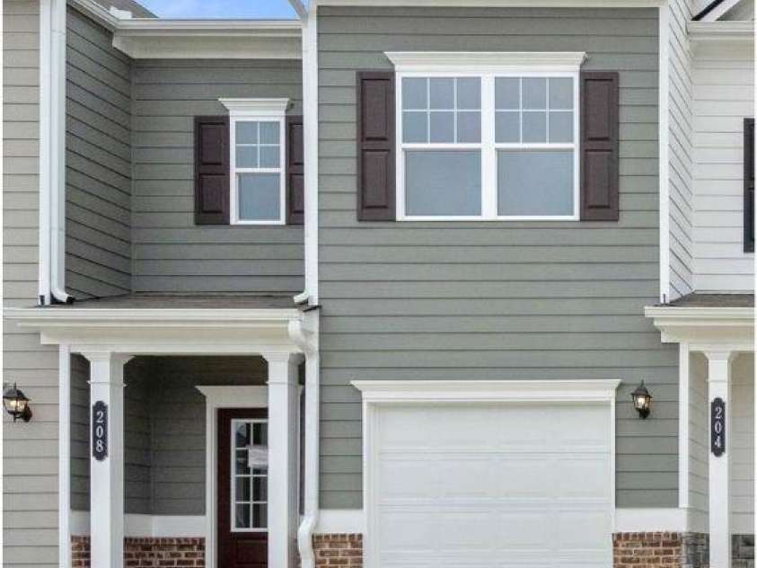 6025 Jasmine Branch Road, Charlotte, NC 28216.  MLS# CAR4278742, YatesRealty ID 24267. Suwanee Exterior
