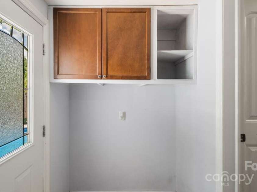 1405 Clegg Street, Greensboro, NC 27407.  MLS# CAR4278781, YatesRealty ID 24268. 