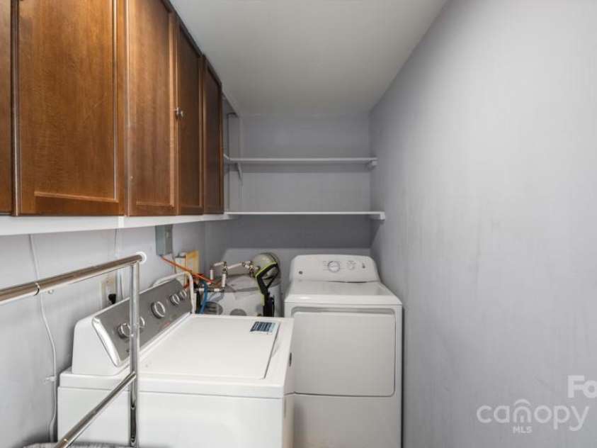 1405 Clegg Street, Greensboro, NC 27407.  MLS# CAR4278781, YatesRealty ID 24268. 