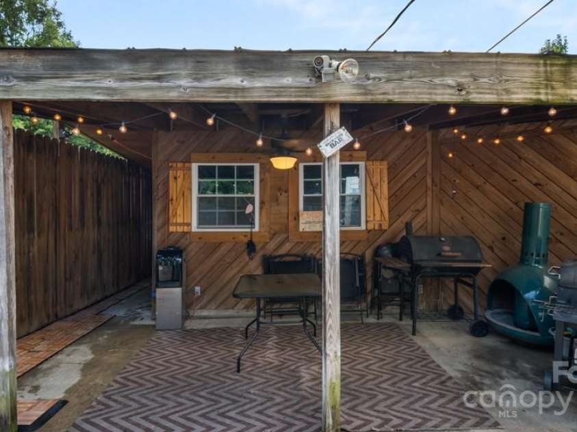 1405 Clegg Street, Greensboro, NC 27407.  MLS# CAR4278781, YatesRealty ID 24268. 